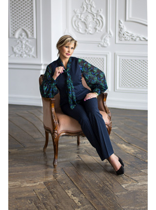 Брючный костюм в полоску